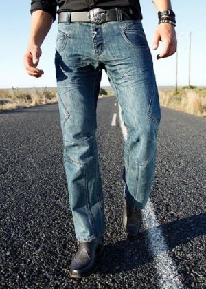 Blugi Standard fit 32 inch  