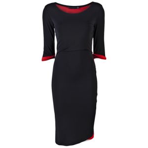 Rochie în negru și roșu